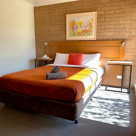 Darling Junction Motor Inn Wentworth ภายนอก รูปภาพ