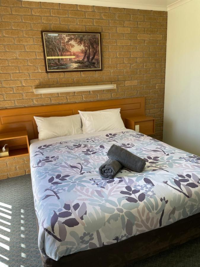 Darling Junction Motor Inn Wentworth ภายนอก รูปภาพ