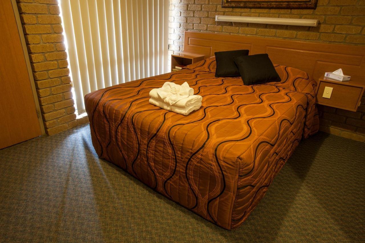 Darling Junction Motor Inn Wentworth ภายนอก รูปภาพ